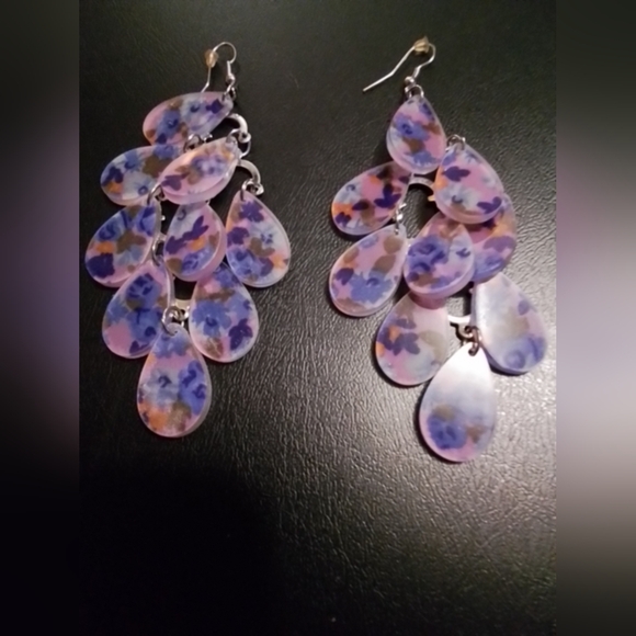 Jewelry - Floral Teardrop Earrings